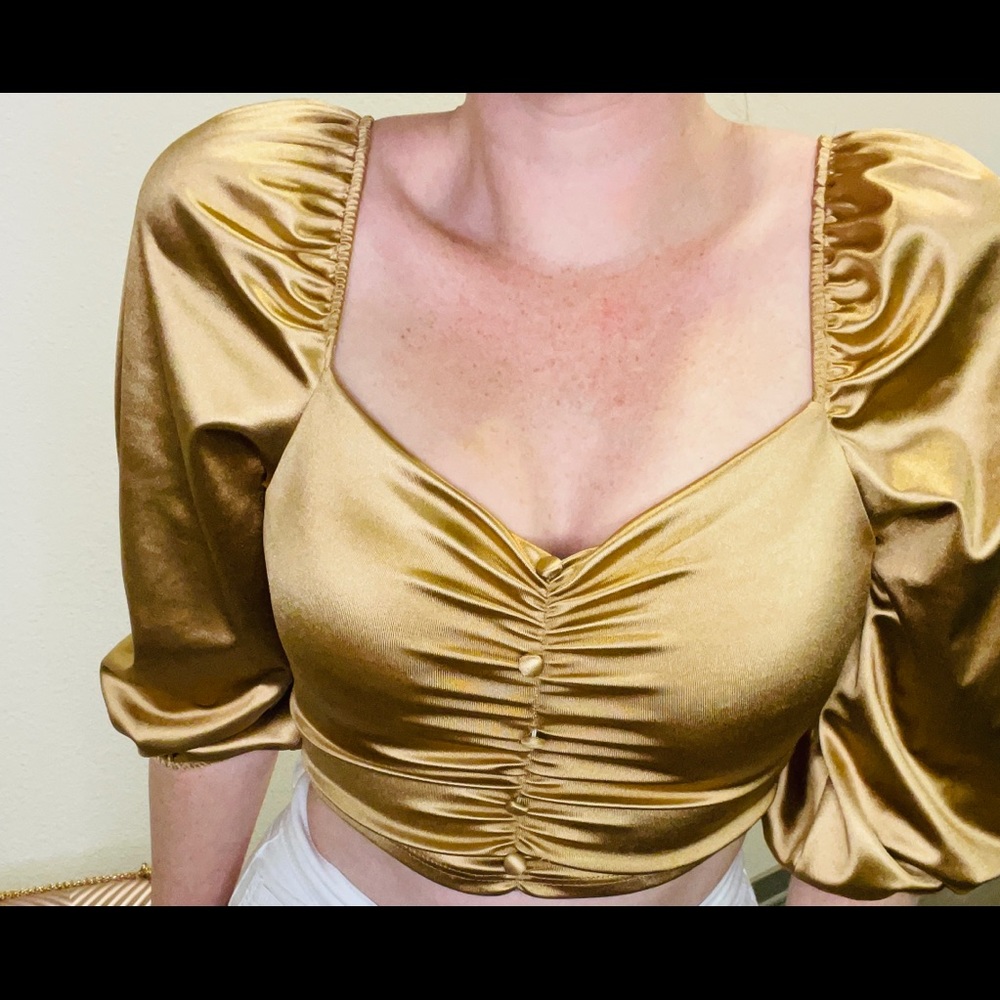 Stunning gold corset top ⚜️